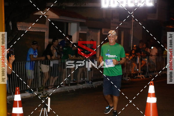 Buy your photos of the event70 CORRIDA DE BRODOWSKI on Fotop