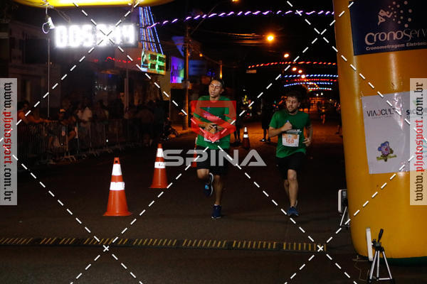 Buy your photos of the event70 CORRIDA DE BRODOWSKI on Fotop