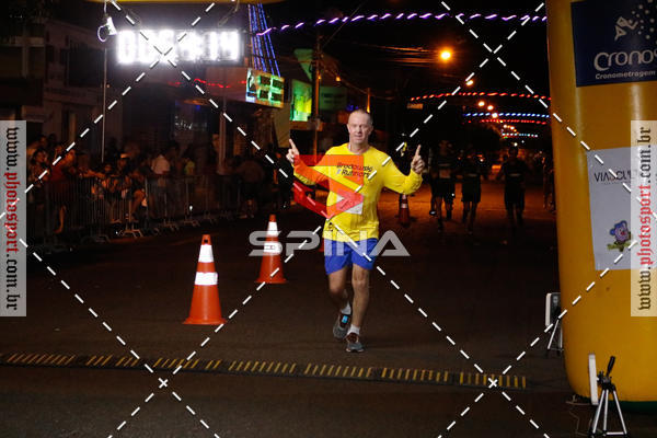 Buy your photos of the event70 CORRIDA DE BRODOWSKI on Fotop