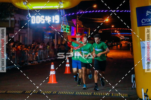 Buy your photos of the event70 CORRIDA DE BRODOWSKI on Fotop