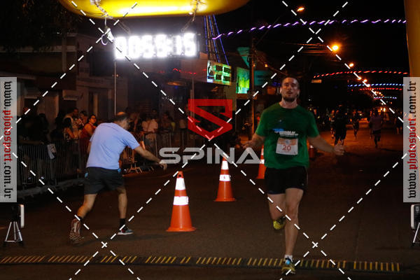 Buy your photos of the event70 CORRIDA DE BRODOWSKI on Fotop