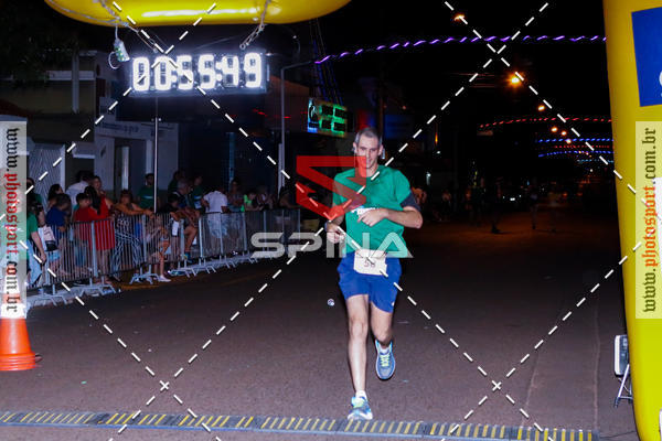 Buy your photos of the event70 CORRIDA DE BRODOWSKI on Fotop