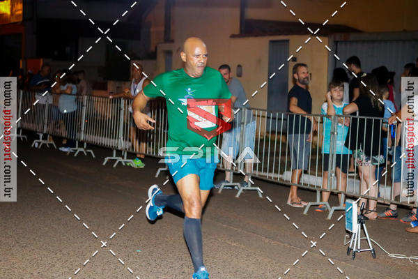 Buy your photos of the event70 CORRIDA DE BRODOWSKI on Fotop