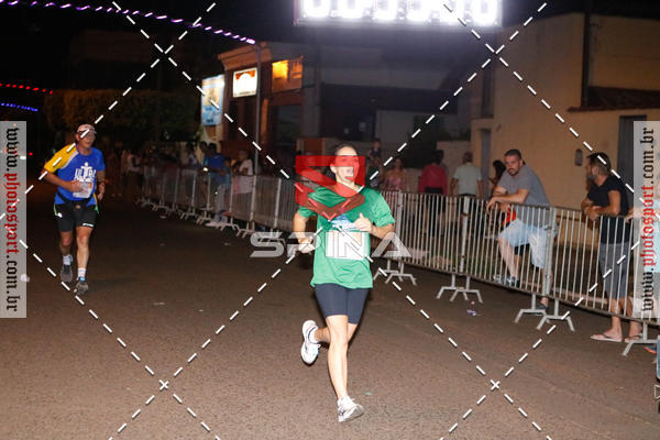 Buy your photos of the event70 CORRIDA DE BRODOWSKI on Fotop