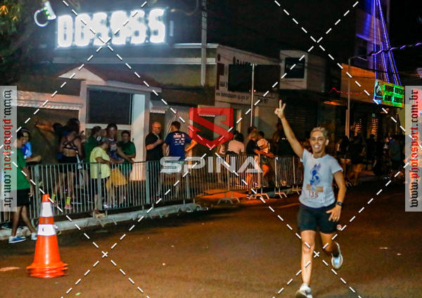 Buy your photos of the event70 CORRIDA DE BRODOWSKI on Fotop