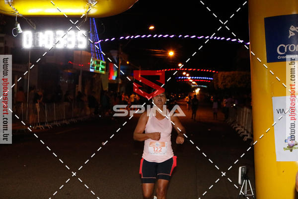 Buy your photos of the event70 CORRIDA DE BRODOWSKI on Fotop