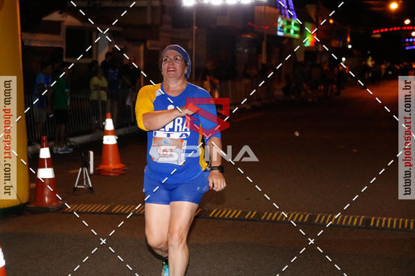 Buy your photos of the event70 CORRIDA DE BRODOWSKI on Fotop