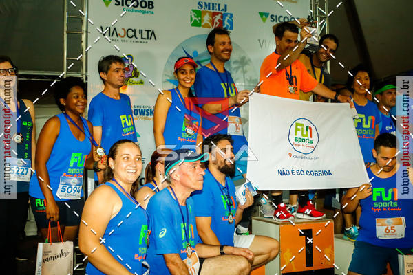 Buy your photos of the event70 CORRIDA DE BRODOWSKI on Fotop