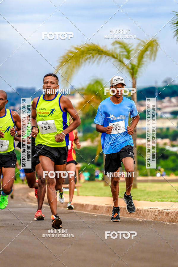 Buy your photos of the event 71 Corrida So Silvestre de Jaboticabal on Fotop