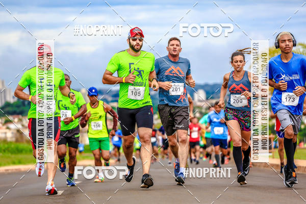 Buy your photos of the event 71 Corrida So Silvestre de Jaboticabal on Fotop