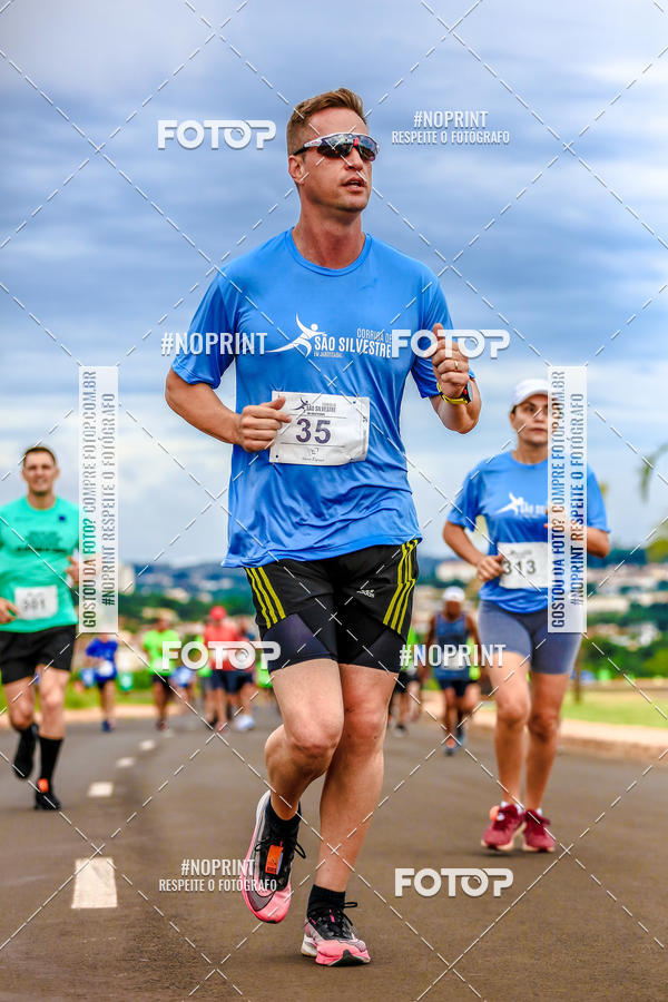 Buy your photos of the event 71 Corrida So Silvestre de Jaboticabal on Fotop