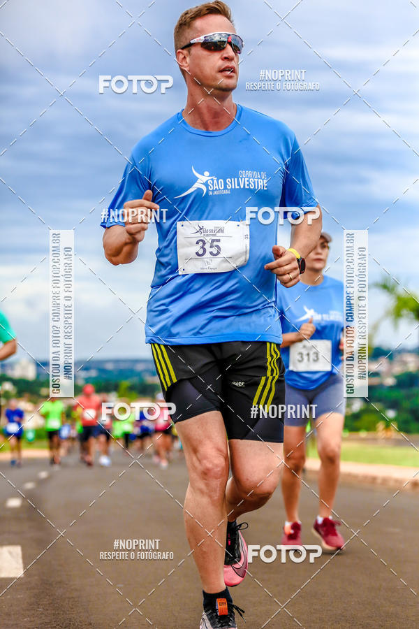 Buy your photos of the event 71 Corrida So Silvestre de Jaboticabal on Fotop
