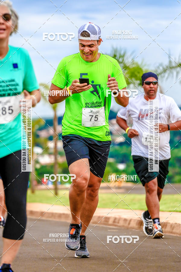 Buy your photos of the event 71 Corrida So Silvestre de Jaboticabal on Fotop