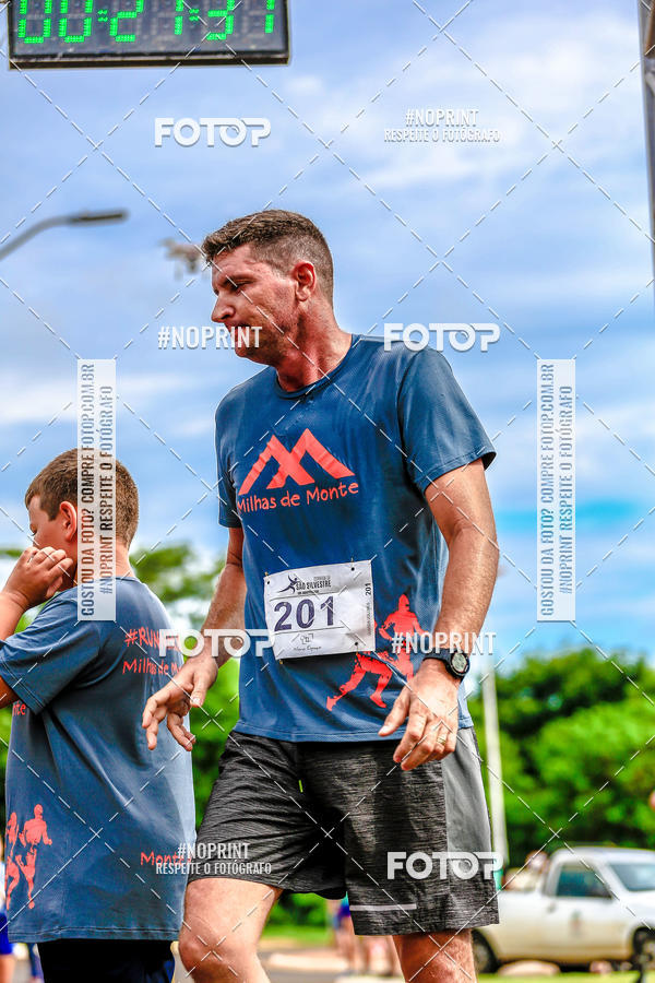 Buy your photos of the event 71 Corrida So Silvestre de Jaboticabal on Fotop