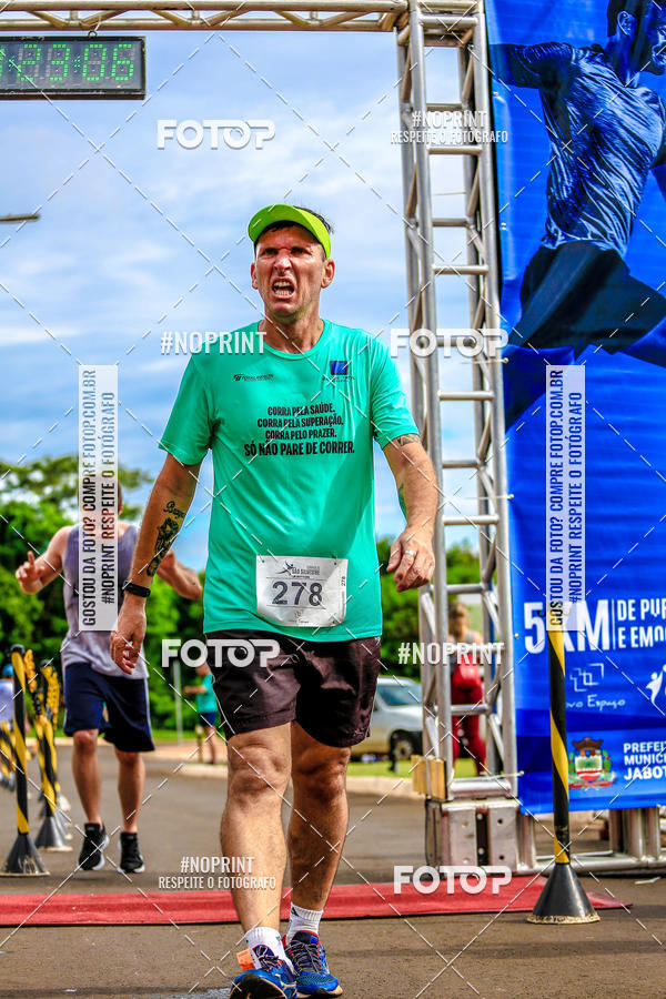 Buy your photos of the event 71 Corrida So Silvestre de Jaboticabal on Fotop
