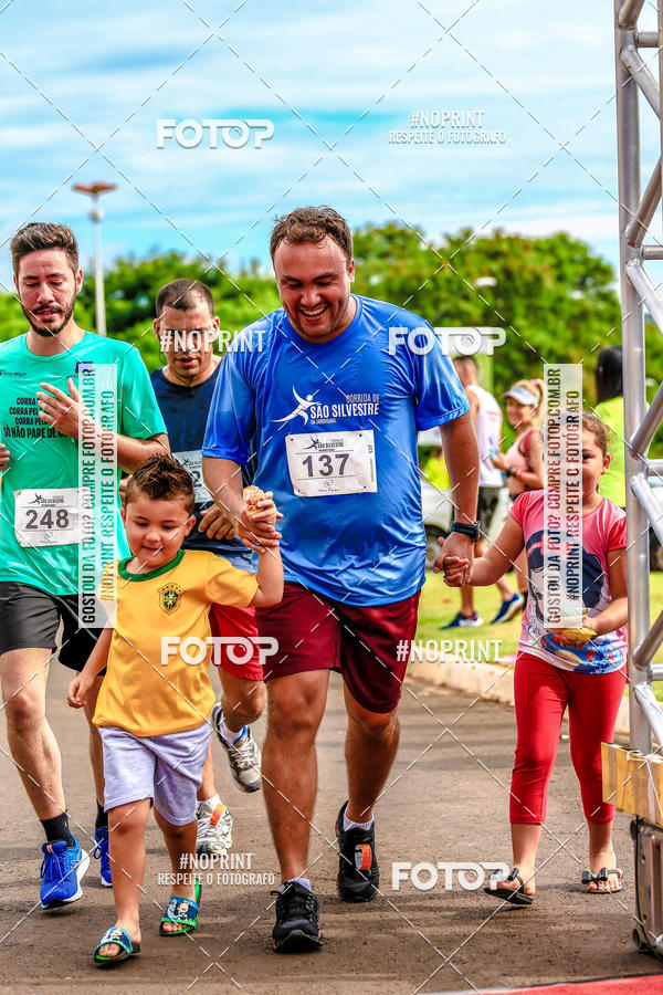 Buy your photos of the event 71 Corrida So Silvestre de Jaboticabal on Fotop