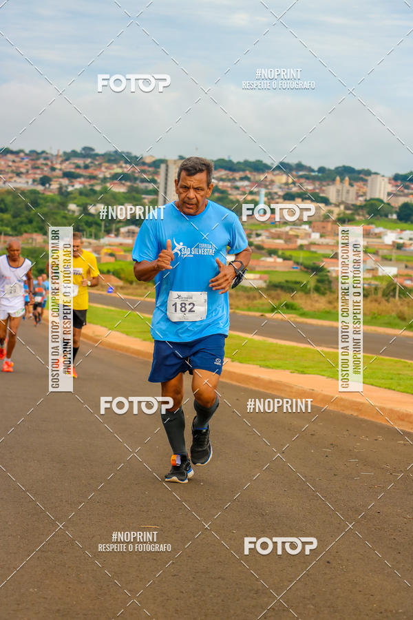 Buy your photos of the event 71 Corrida So Silvestre de Jaboticabal on Fotop