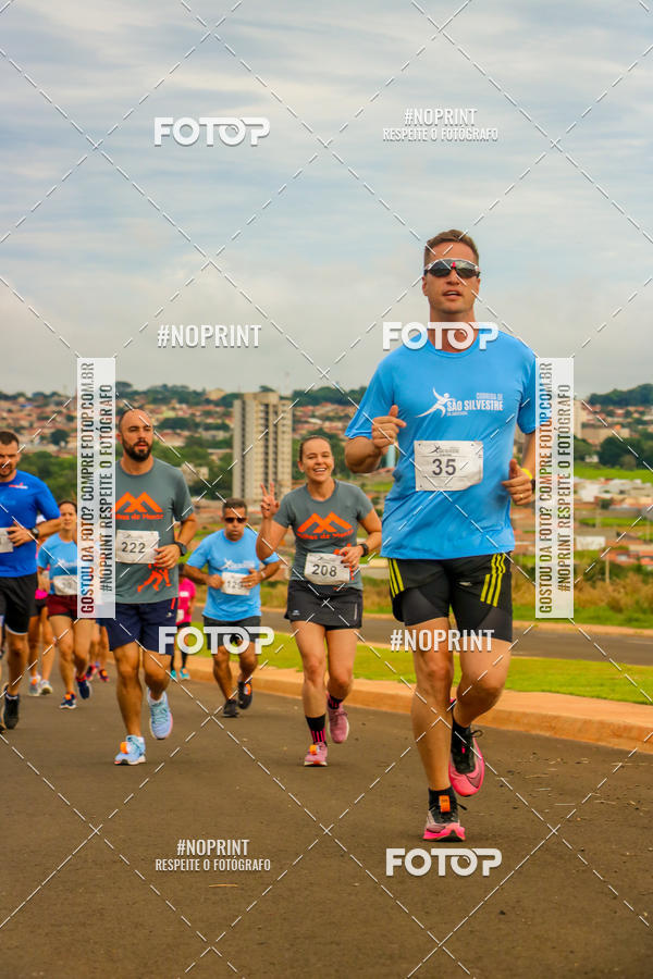 Buy your photos of the event 71 Corrida So Silvestre de Jaboticabal on Fotop