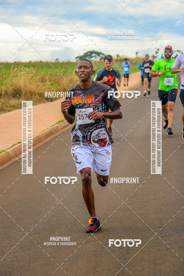 Buy your photos of the event 71 Corrida So Silvestre de Jaboticabal on Fotop
