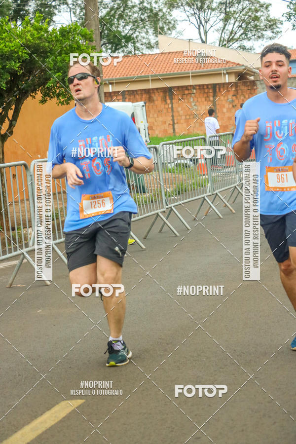 Buy your photos of the eventCircuito de Corrida Juntos Araraquara on Fotop