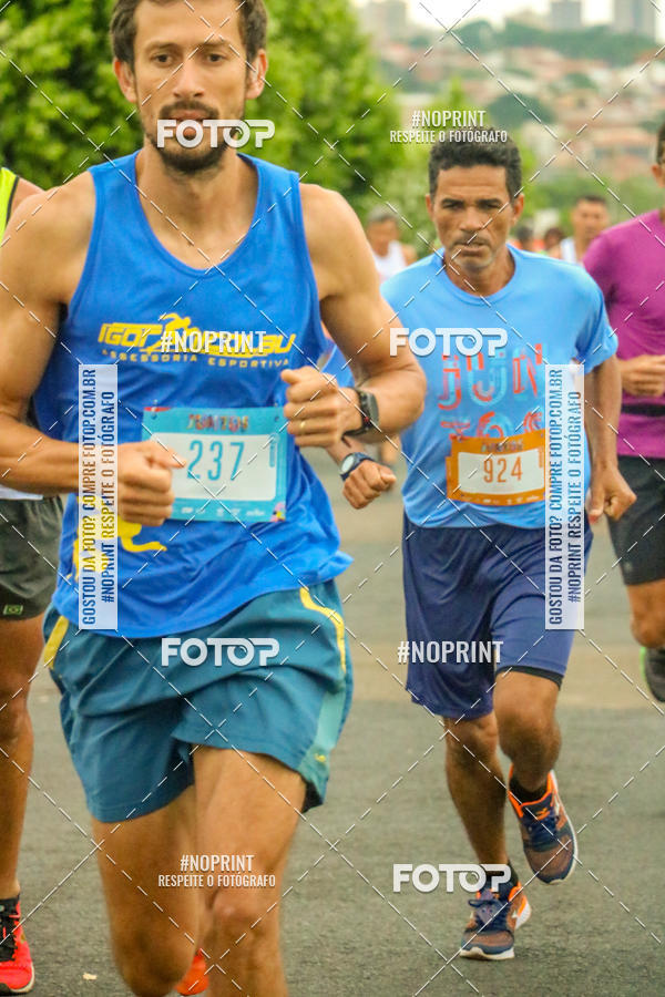 Buy your photos of the eventCircuito de Corrida Juntos Araraquara on Fotop