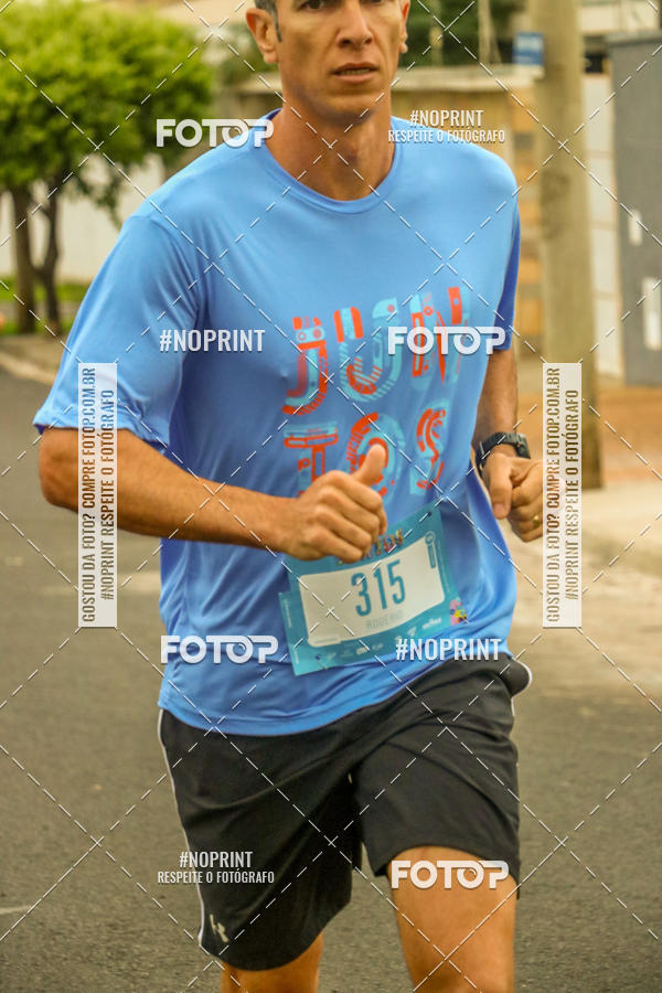 Buy your photos of the eventCircuito de Corrida Juntos Araraquara on Fotop