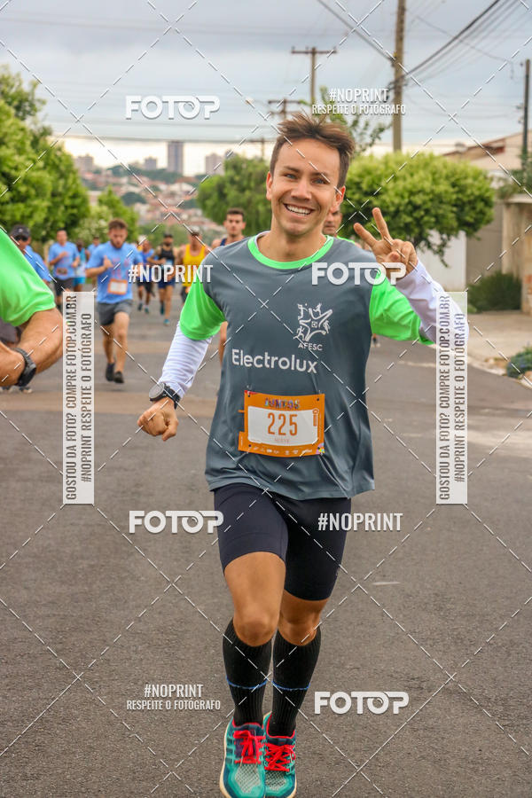 Buy your photos of the eventCircuito de Corrida Juntos Araraquara on Fotop