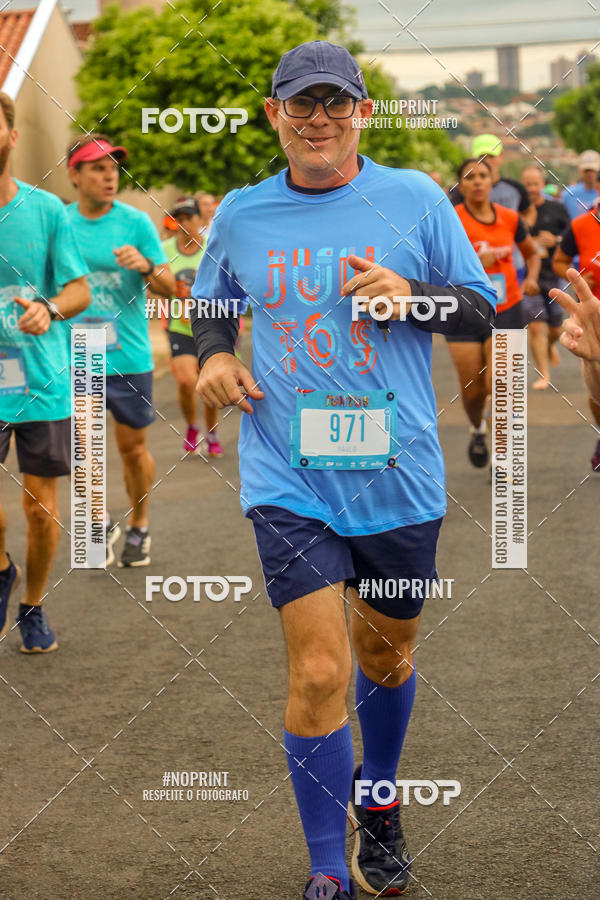 Buy your photos of the eventCircuito de Corrida Juntos Araraquara on Fotop