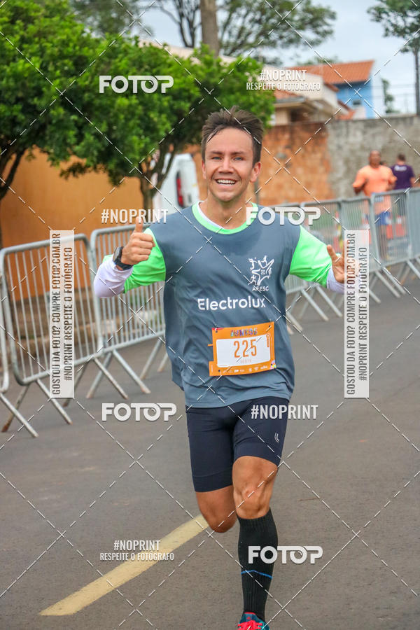 Buy your photos of the eventCircuito de Corrida Juntos Araraquara on Fotop