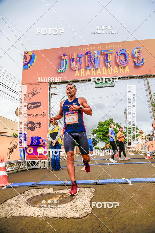 Buy your photos of the eventCircuito de Corrida Juntos Araraquara on Fotop