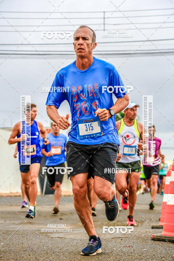 Buy your photos of the eventCircuito de Corrida Juntos Araraquara on Fotop