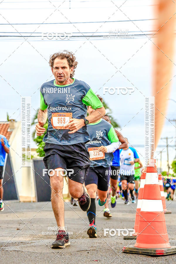 Buy your photos of the eventCircuito de Corrida Juntos Araraquara on Fotop