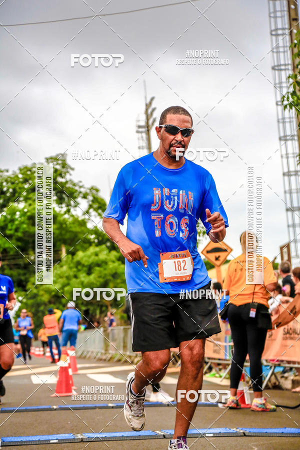 Buy your photos of the eventCircuito de Corrida Juntos Araraquara on Fotop