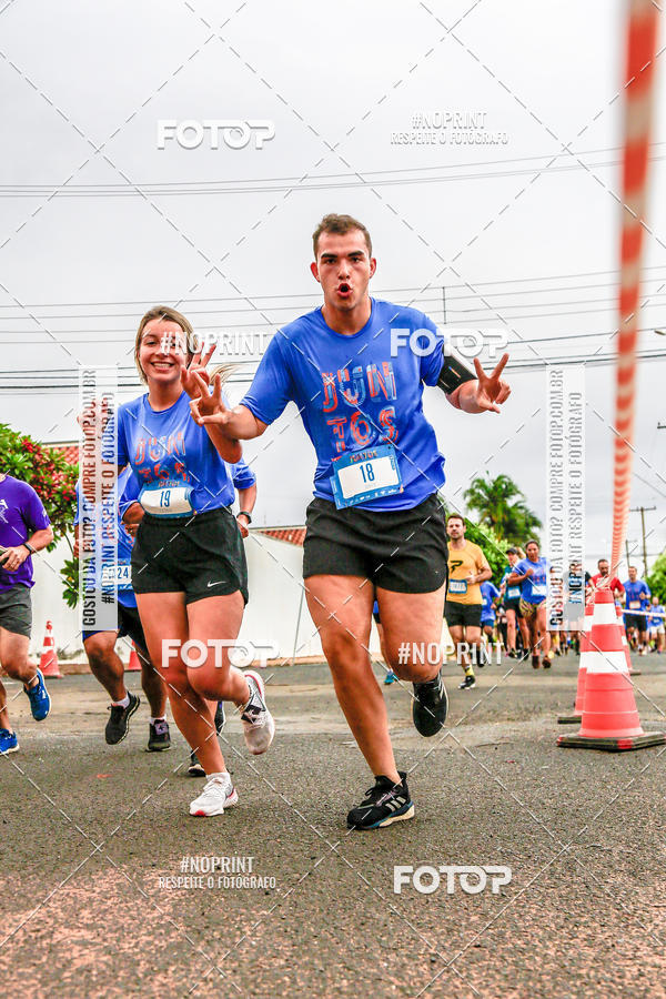 Buy your photos of the eventCircuito de Corrida Juntos Araraquara on Fotop