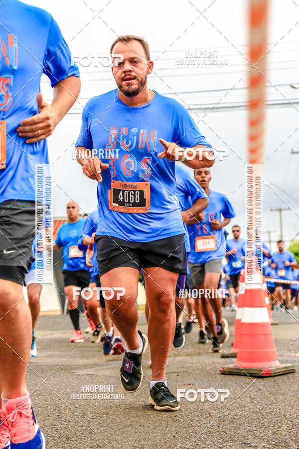 Buy your photos of the eventCircuito de Corrida Juntos Araraquara on Fotop