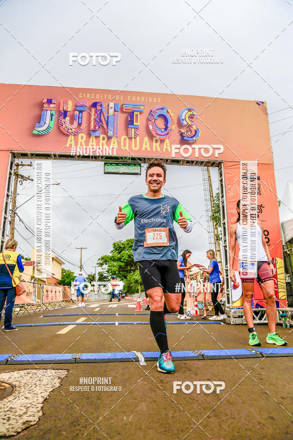 Buy your photos of the eventCircuito de Corrida Juntos Araraquara on Fotop