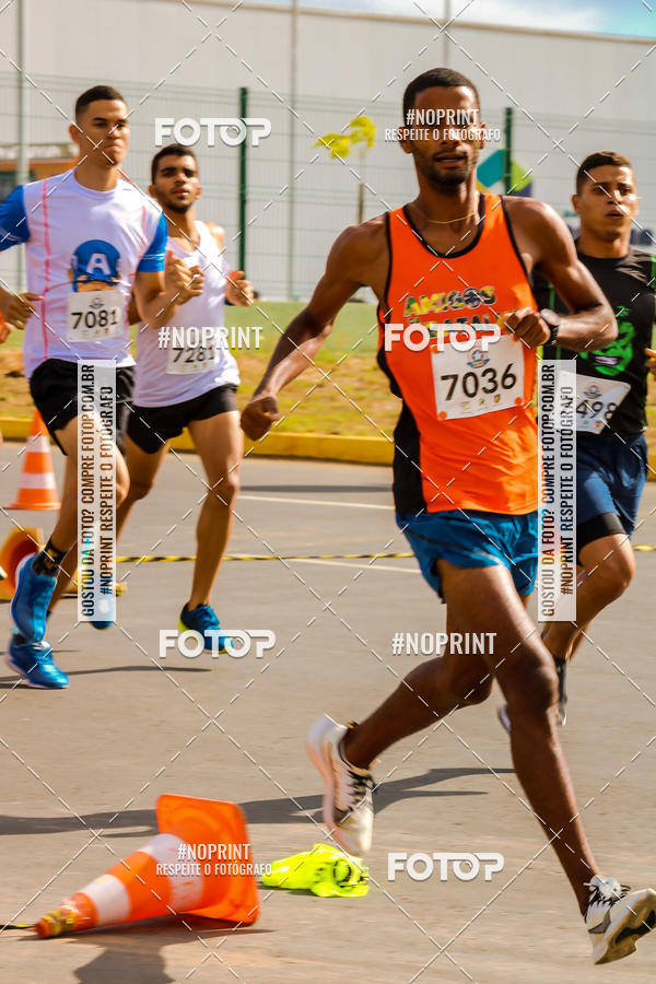 Buy your photos of the eventMARVEL RUNNERS on Fotop