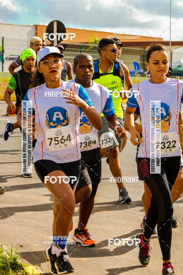 Buy your photos of the eventMARVEL RUNNERS on Fotop