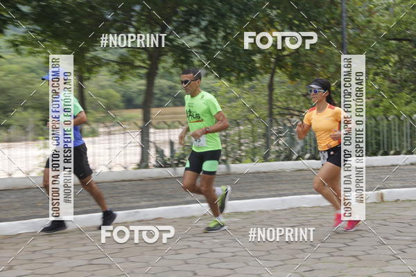 Buy your photos of the event4� Meia Maratona Treino Governador Valadares  on Fotop