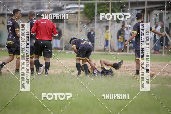 Buy your photos of the eventGarotos da Vila x XV Novembro on Fotop