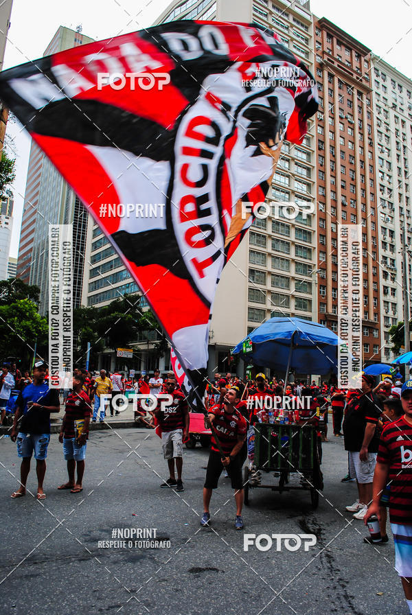 Buy your photos of the eventFlamengo Campeo da libertadores - Chegada dos jogadores on Fotop