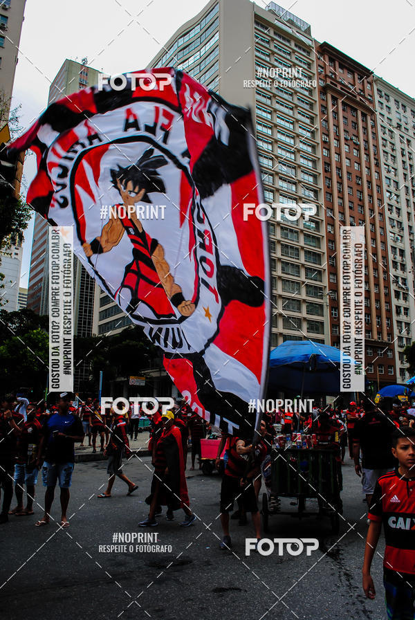 Buy your photos of the eventFlamengo Campeo da libertadores - Chegada dos jogadores on Fotop
