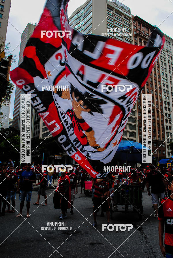 Buy your photos of the eventFlamengo Campeo da libertadores - Chegada dos jogadores on Fotop