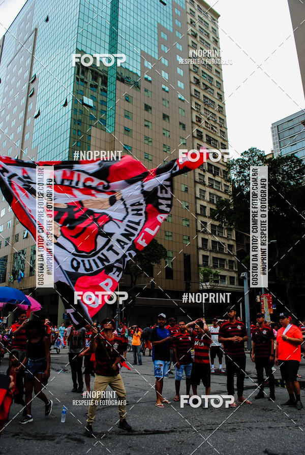 Buy your photos of the eventFlamengo Campeo da libertadores - Chegada dos jogadores on Fotop