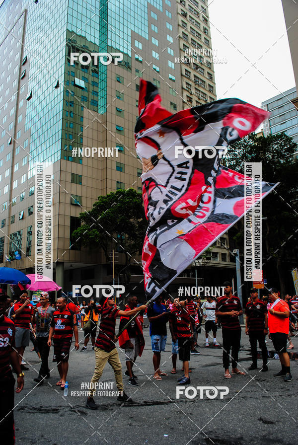 Buy your photos of the eventFlamengo Campeo da libertadores - Chegada dos jogadores on Fotop