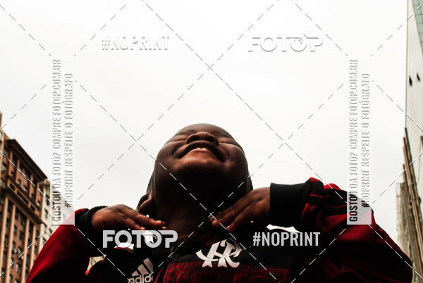 Buy your photos of the eventFlamengo Campeo da libertadores - Chegada dos jogadores on Fotop