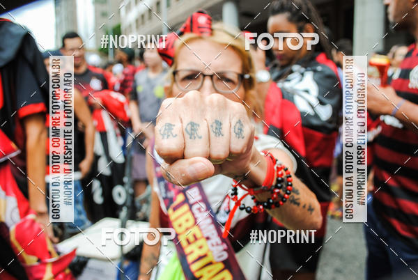 Buy your photos of the eventFlamengo Campeo da libertadores - Chegada dos jogadores on Fotop