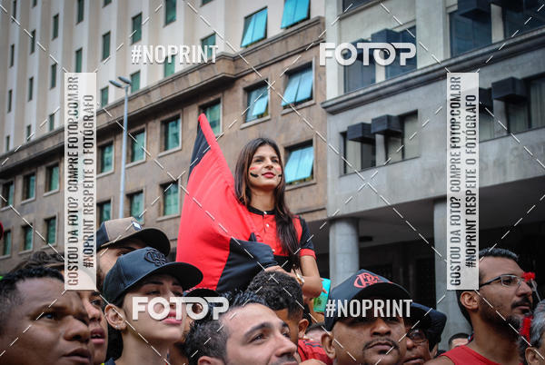 Buy your photos of the eventFlamengo Campeo da libertadores - Chegada dos jogadores on Fotop
