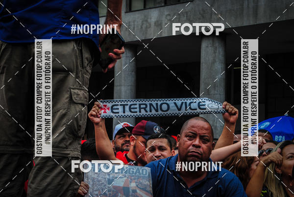 Buy your photos of the eventFlamengo Campe�o da libertadores - Chegada dos jogadores on Fotop