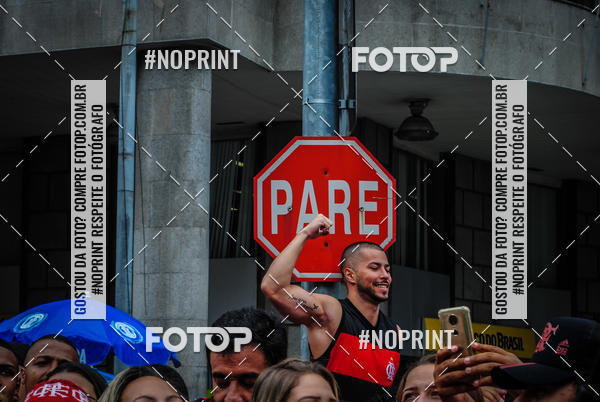 Buy your photos of the eventFlamengo Campe�o da libertadores - Chegada dos jogadores on Fotop